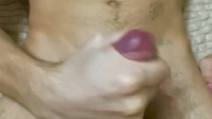 Дрочка со стонами. Обкончал всё тело
