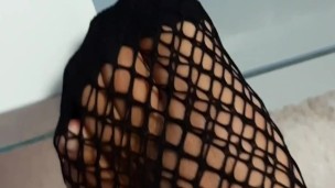 you finally see a lot of cum in those Adidas Sleeks 😍👄