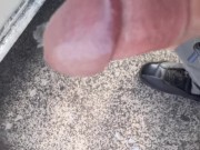 Cumming on an train station  13/16