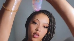 POV : OILY TITTIES JERK OFF INSTRUCTIONS 