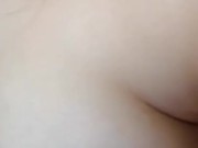 Me cogen mi pequeña vagina rosa en el sillón  5/16