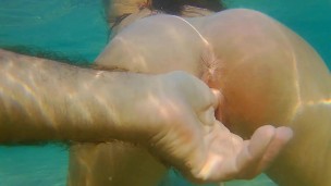Close Up FUCK in the Sea # Underwater CUM leak n Vagina Cleaning