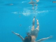 Swimming pool underwater naked babe Bonnie Dolce 16/16