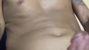 Twink guy jerking off his big cock 🍆💦