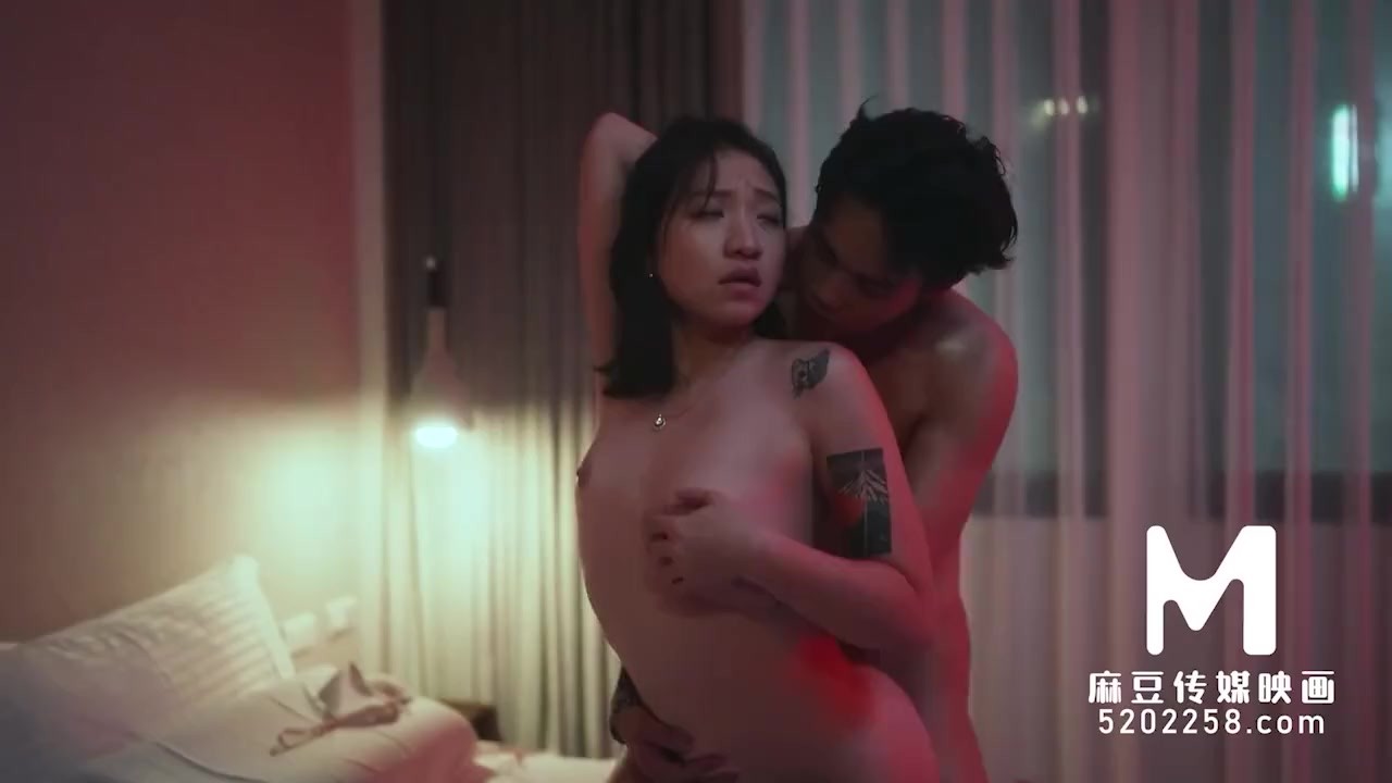 Trailer-The Bad Boy Fall In Love With The Girl At First Sight-Lan Xiang  Ting-MAN-0011-High Quality Chinese Film