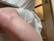 リモート会議中におしっこを我慢していたらエッチな気分になり、、、最後にはおもらししてしまう 13/16