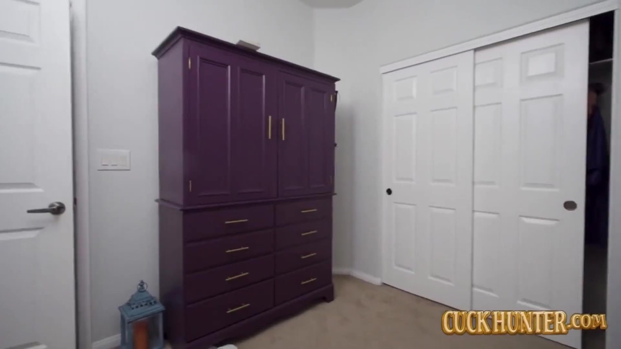 As cucked husband Adam Castle was hiding in the closet - 無料セックスビデオ - RedTube