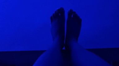 Mis pies en tus sueños