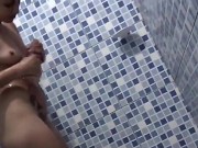 MORENA  GOSTOSA NO BANHO 9/16