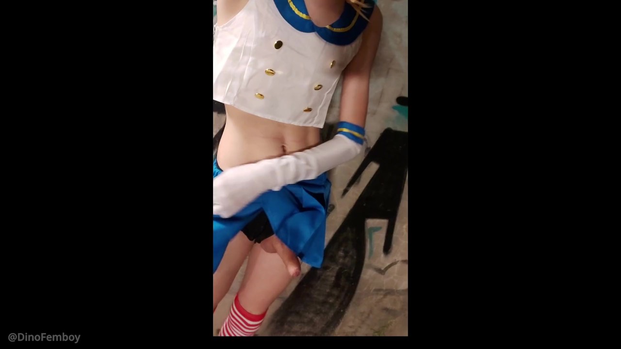 Femboy does some naughty stuff in public - Darmowe seks wideo - RedTube