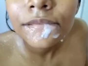 Encuentro a y entro a la ducha a mamarsela 16/16