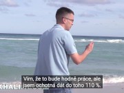 MIA KHALIFA - Šťastný chlap ztrácí své panenství ve prospěch nejkrásnější ženy na Zemi 1/16