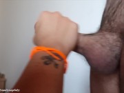 Il nostro primo pompino close-up, con sborrata in bocca - Video intero su ONLYFANS 12/16