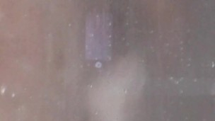 Quien se baña conmigo?