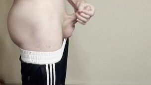 Edging and teasing a thick load out of my cock 🍆😈