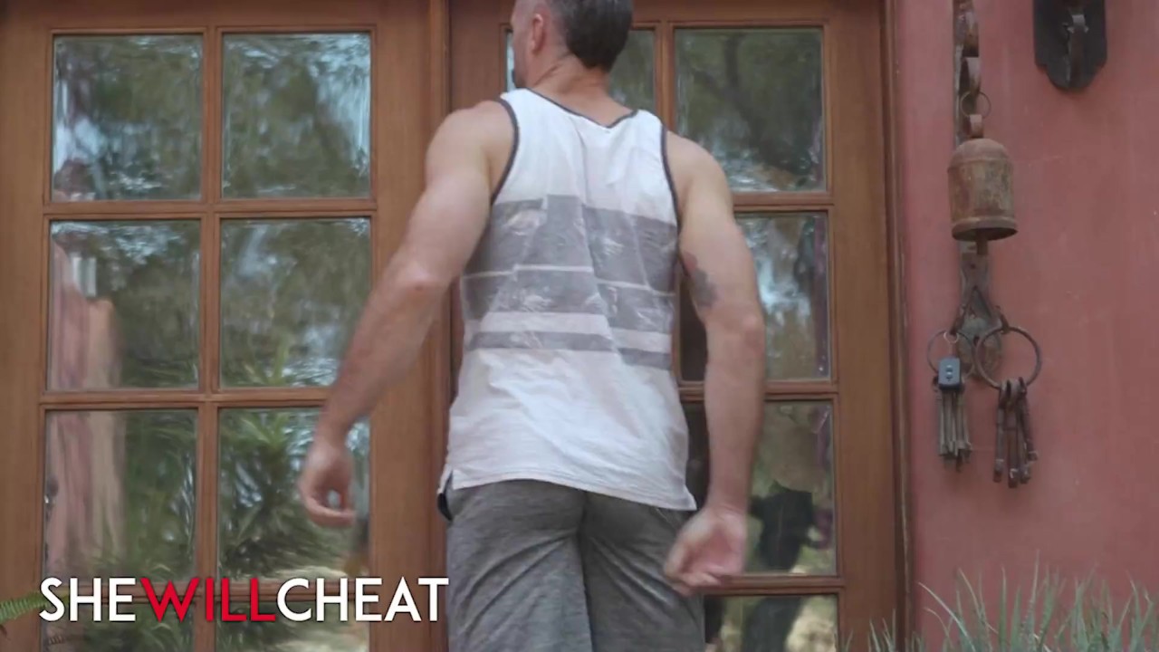 She Will Cheat - Brooklyn Gray Loves The Feel Of A Muscular Man Fucking Her While Her Gf Watches - 無料セックスビデオ - RedTube