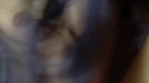 Jovencita venezolana folla con su consolador