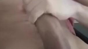 Gimiendo mientras me masturbo y me saco la leche