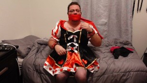 Queen self bondage