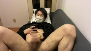 #31【大学生のルーティーンオナニー３】初めての角度でお腹に大量射精