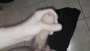 You can hear my big cum load splatter on the floor