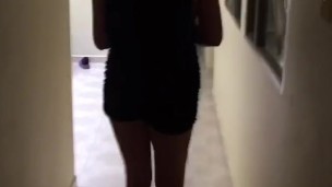RAPIDÍN CON MI VECINA EN VESTIDO CORTO ANTES DE QUE LLEGUE EL MARIDO ¿te vienes en 1 minuto no pares