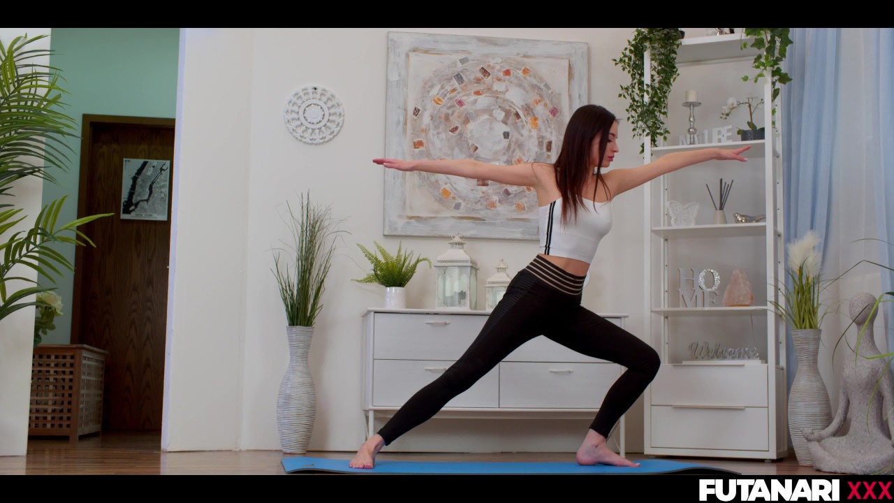 Hot shemale jerking off on yoga session - Free Sex Video - RedTube