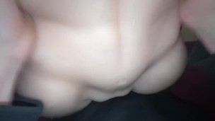 Je baise ma poupée jusqu’à l’orgasme 