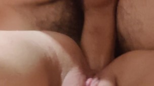 Студентка впервые пробует анал 