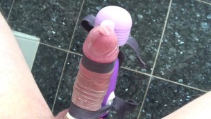 HITACHI VIBRATOR HANDSFREE HFO CONDOM BIG COCK CUMSHOT - UNIQUE