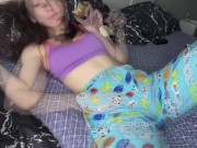 Hungry girl belly sounds 14/16