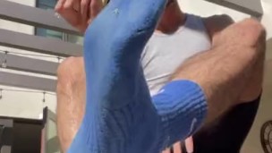 Hairy asshole and smelly feet outside in sun for you to sniff and worship 