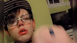 Nonbinary Model Gets Dressed Up To Mastubate For You (Self Cumshot)