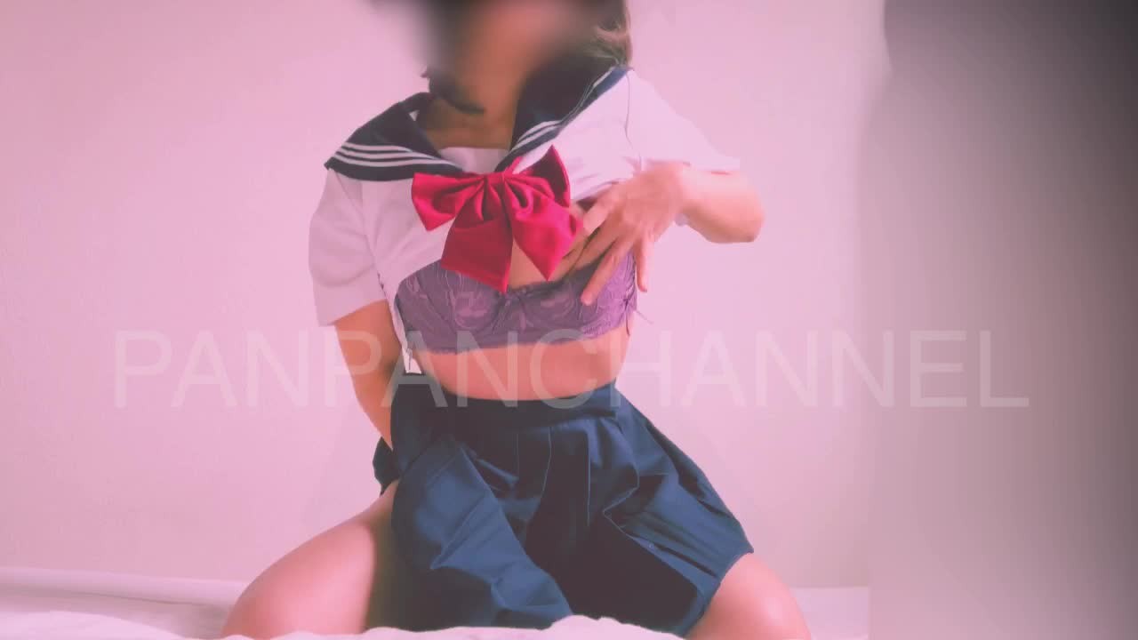 【個人撮影】女子高生/制服/素人/激しい/首絞め/クリイキ/ディルド/オナニーHigh Schoolgirl Uniform,Amateur,Choking,Masturbation - Free Sex Video - RedTube