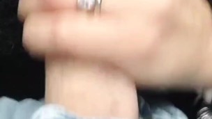 Faccio un pompino a mio marito in macchina per farmicomprare dei vestiti nuovi video completo su OF