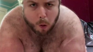 Piggy tail plug fast food eating