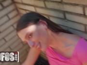 Mofos - Jordi El Nino Polla Takes A Picture Of Izzy Lush & She Keeps Showing Her Ass To Him 7/16