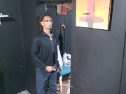 Un soltero probando el cuarto de renta: Raba Erre.