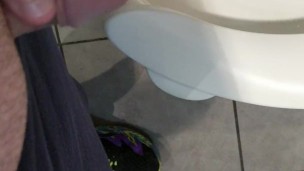 Big guy takes a lengthy piss for you