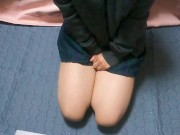 新しいカーペットに早速おもらししちゃう 3/16