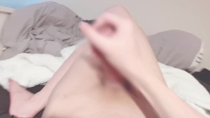 色白男子のしこしこ手コキオナニー自撮り♡後半フル勃起で声出ちゃった／／　Boys' Squirting Handjob Masturbation