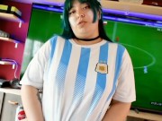 Me re calienta pararte bien la verga mientras ves a Messi😈💦