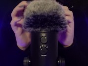 • Windscreen With Soft Rain Sounds • 1/16