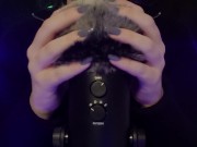 • Windscreen With Soft Rain Sounds • 13/16