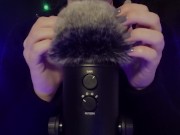 • Windscreen With Soft Rain Sounds • 2/16