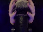 • Windscreen With Soft Rain Sounds • 8/16