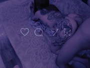 Me come bem devagar! - não aguentei a bucetinha apertada e gozei 16/16