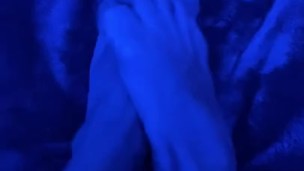do u want to see more foot content?