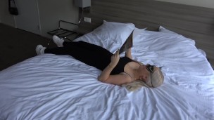 Fuck the morning newspaper, Fuck me!