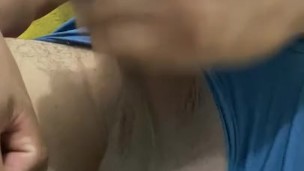 Acostadito en la cama